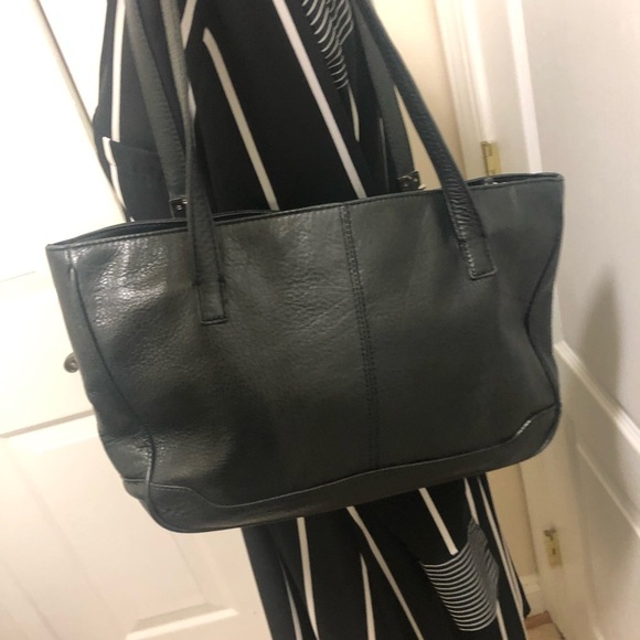 Etienne Aligner leather bag with sliver hardware - Picture 4 of 8